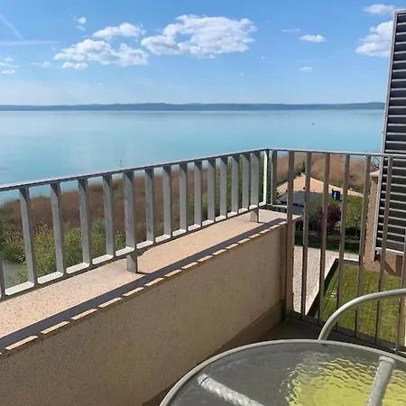 Appartamento Club218 Siófok