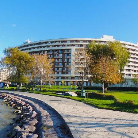 アパート Club218 *