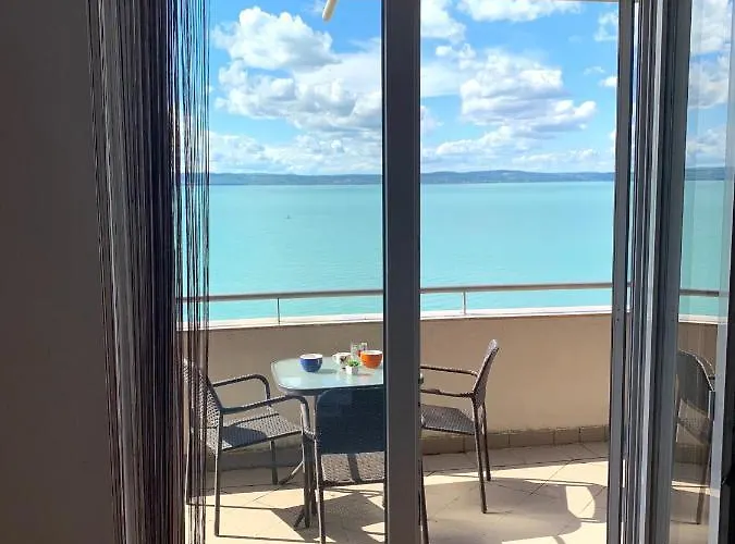 Club218 Apartman Siófok